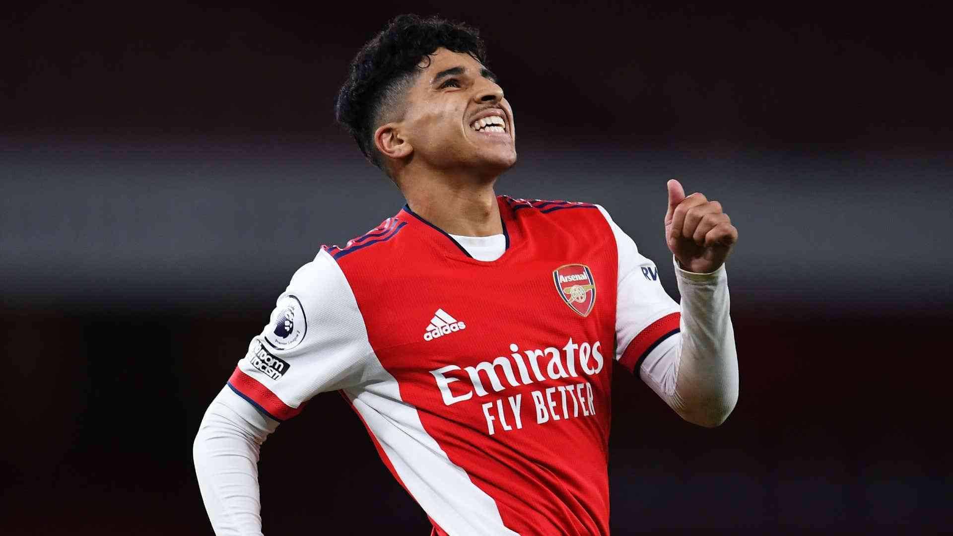 费耶诺德训练开放日，今晨复出首秀引欢呼，欧篮联在即，年轻球员得到机会的简单介绍kaiyun